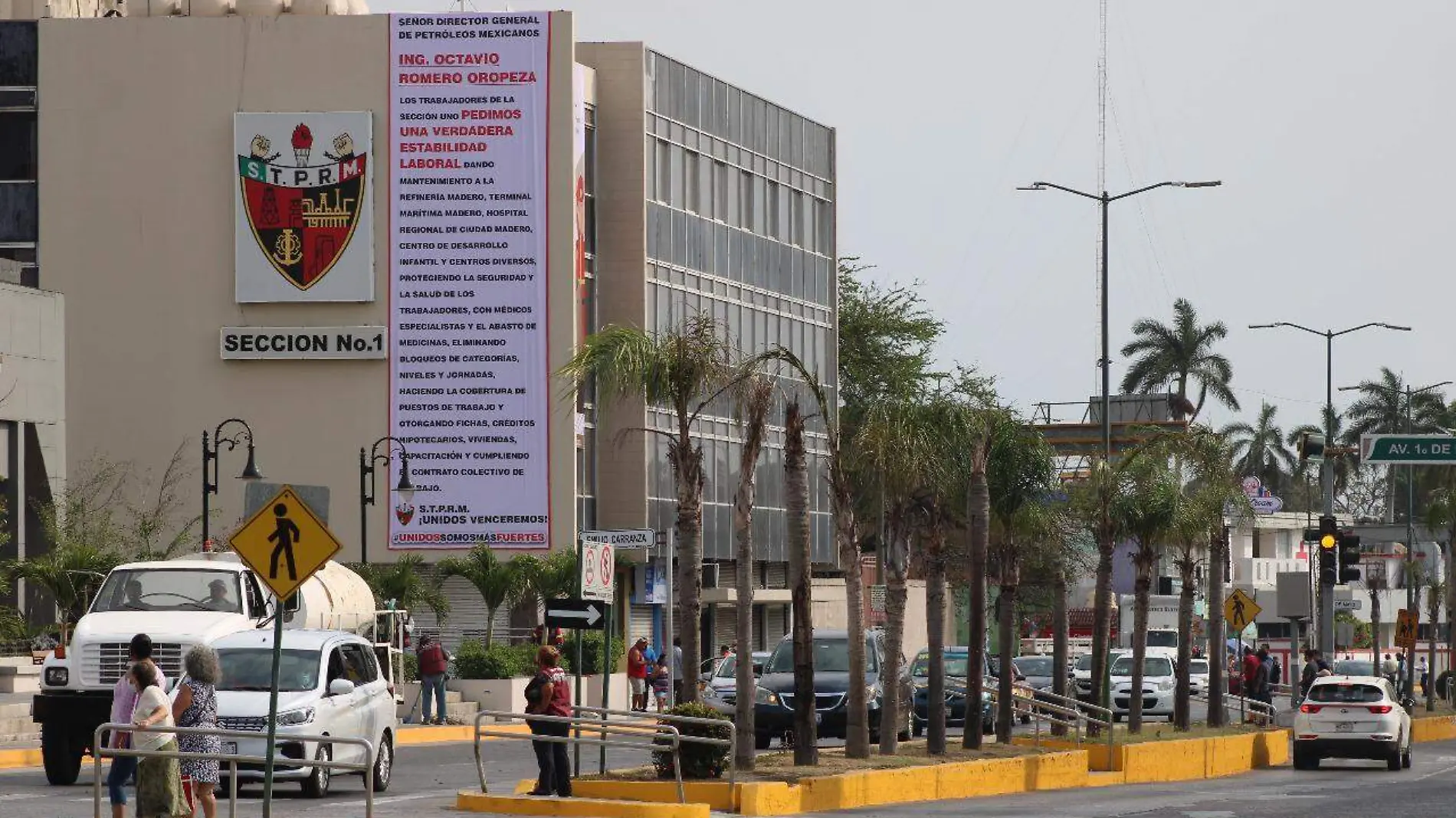 La Sección Uno del Sindicato de Trabajadores Petroleros de la República Mexicana (STPRM) se sumó a la protesta nacional contra Pemex Juan Hernández (1)